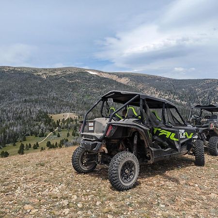 Hotel Grassy Mountain Ranch White Sulphur Springs Esterno foto